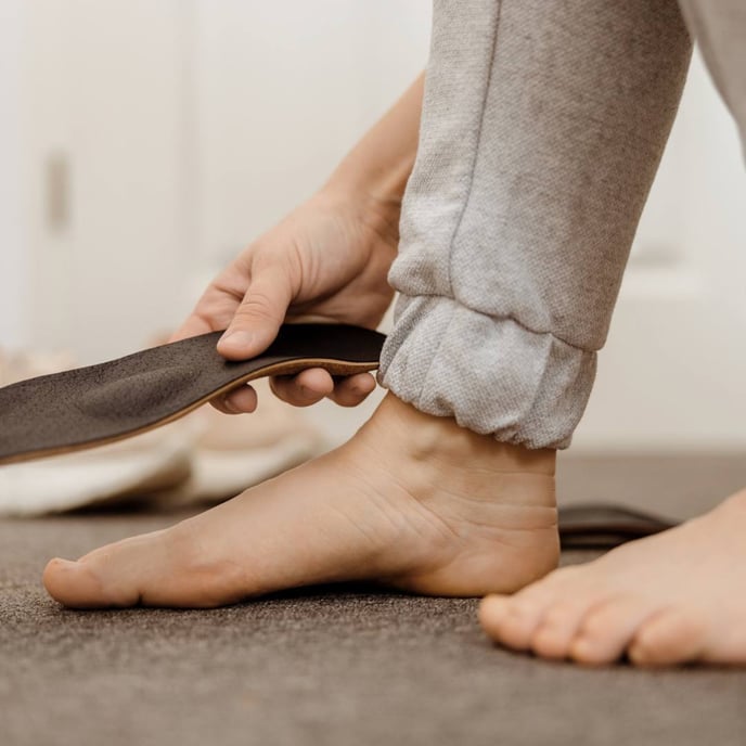 esercizi piede piatto adulto