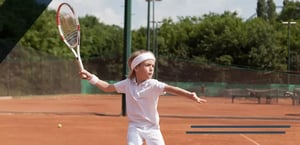 bambini-tennis-min
