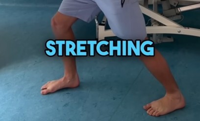 thumbnail del video sugli esercizi per piede piatto